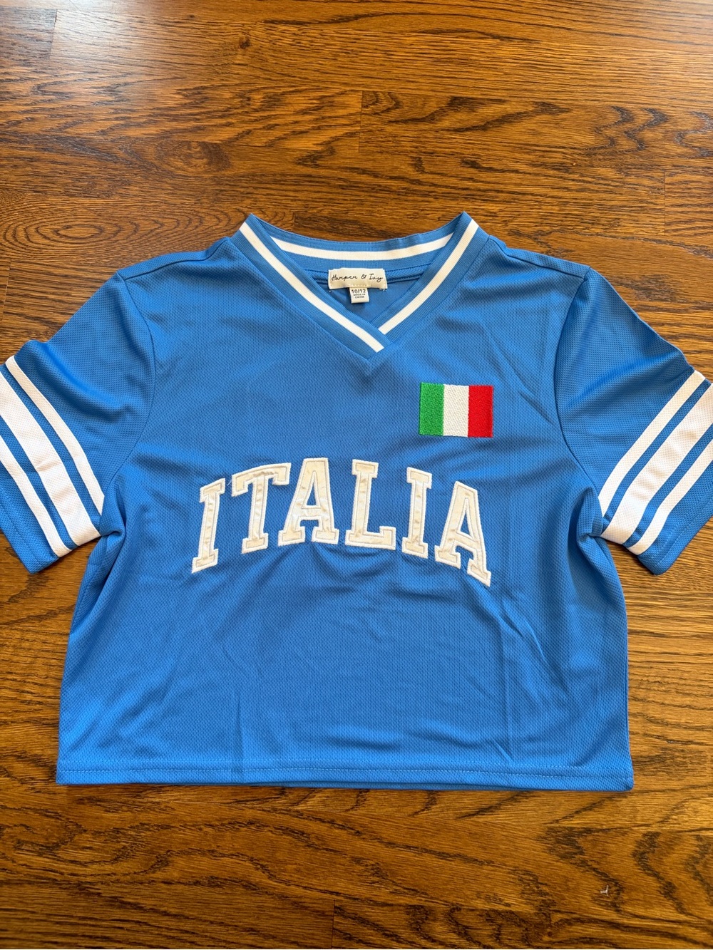 Kids Italia V-Neck Sports Jersey #10, Size 10/12 NWT, Sports, Soccer